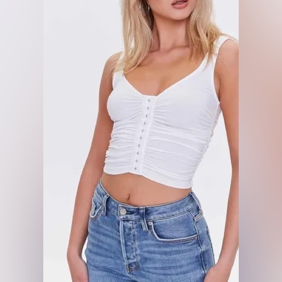 Forever 21 Tops - Forever 21 White Ruched Crop Top